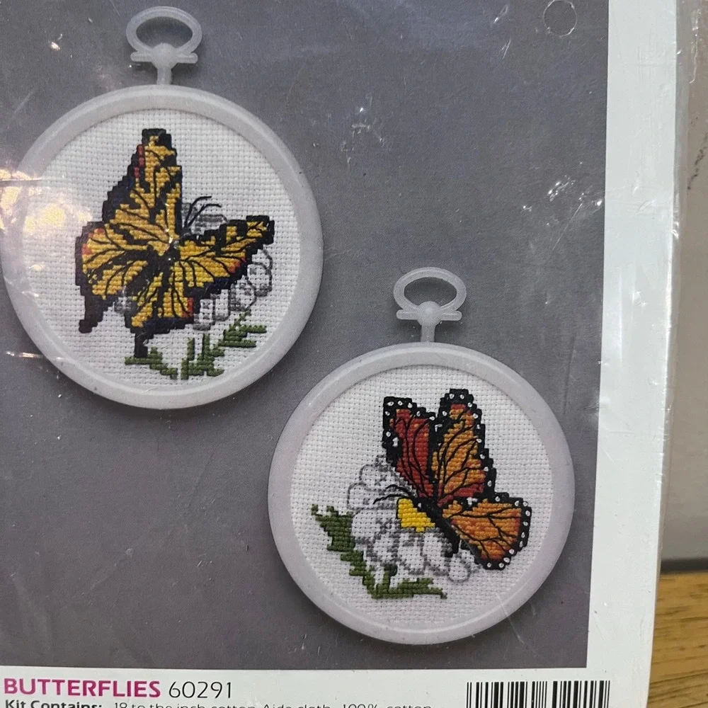Vtg Golden Bee Butterflies 60291 Counted Cross Stitch Kit Set of 2 Mini Frames